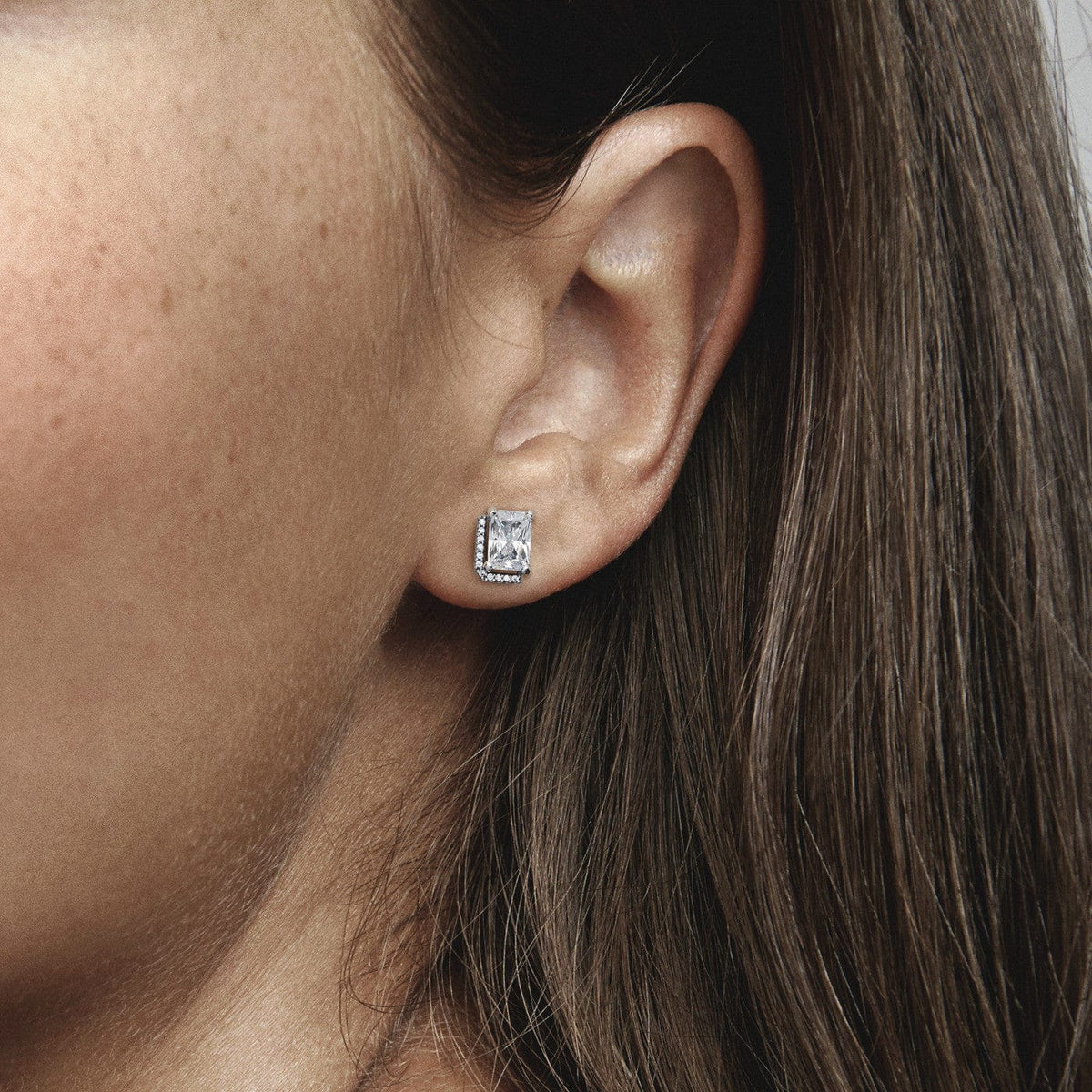 Pandora Rectangular Sparkling Halo Brincos Mulher
