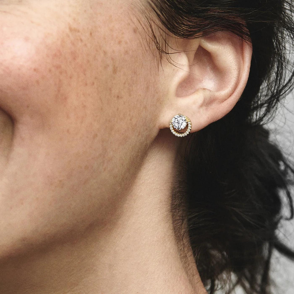 Pandora Sparkling Round Halo Brincos Mulher